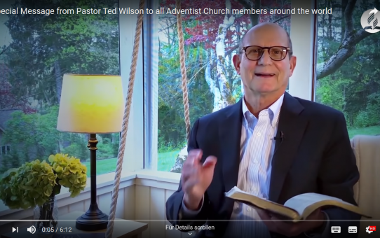 Pastor Ted Wilson richtet die Botschaft vom 1. Mai an die Adventgemeinde