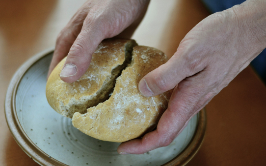 Abendmahlgottesdienst am 2. April 22 mit Bogdan Scholtyssek